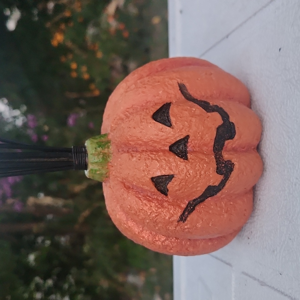 Vintage Halloween Pumpkin Tree with accessories bat, witch, mummy, pumpkin head. - Picture 2 of 7